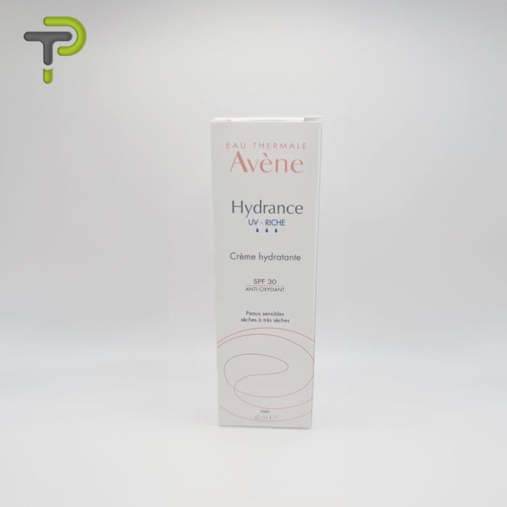 Nettoyage et renforcement des ongles et de la peau fragile