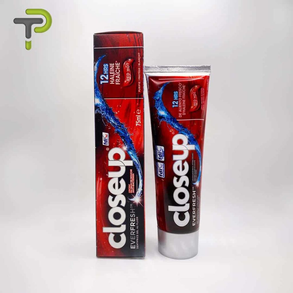 Dentifrice Closeup Everfresh Red Hot haleine fraîche pendant 12 heures avec une sensation red hot.