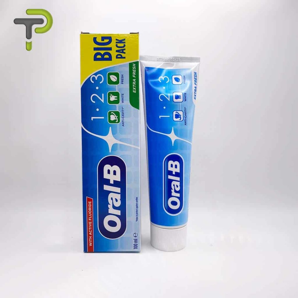 Dentifrice Oral-B - Gros format pour des dents blanches et une haleine fraîche.